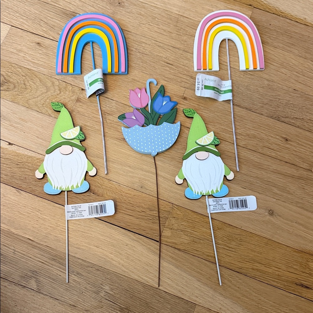 NWT & NWOT Bundle of 5 Ashland Wooden Decor Picks Colorful Gnome Rainbow & Tulip